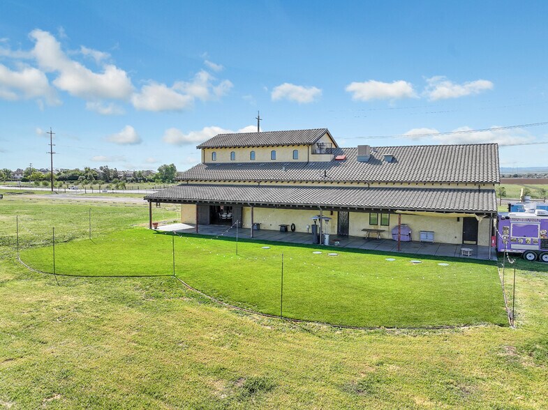 More Photos Of 8091 Balfour Rd, Brentwood Lodge Meeting Hall For Sale