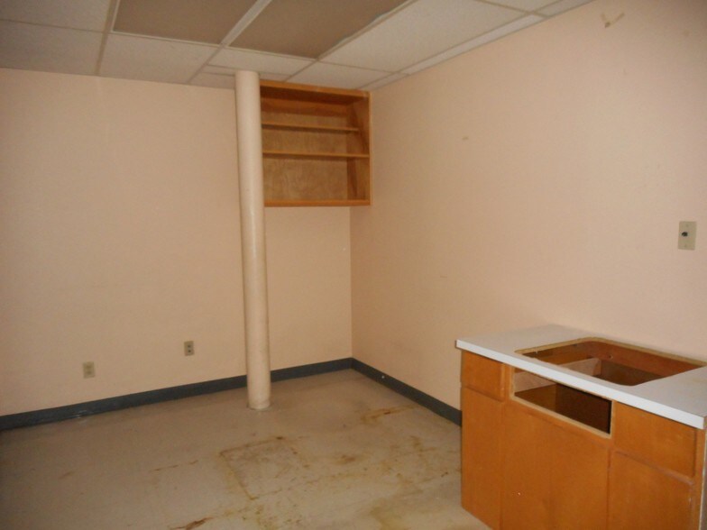 More Photos Of 864 Central Blvd, Brownsville Medical For Sale