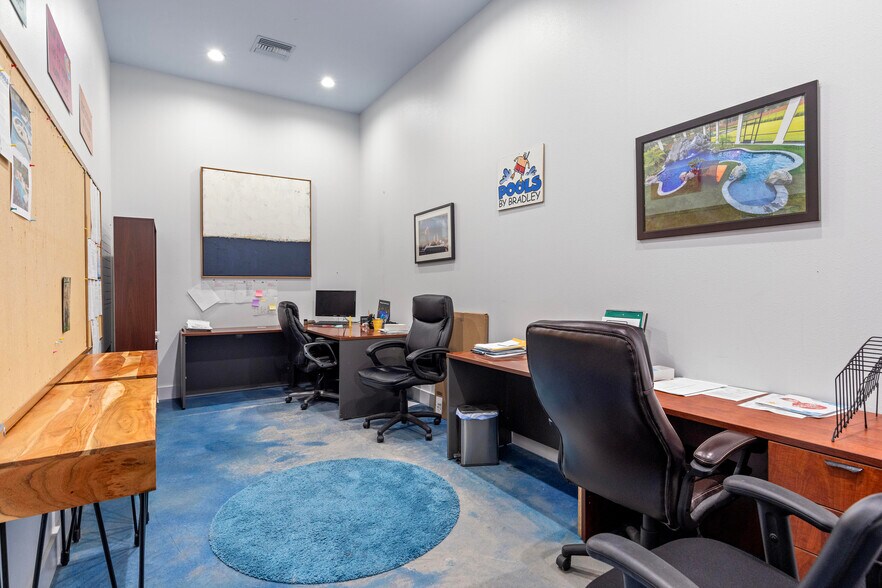 More Photos Of 960 International Pky, Lake Mary Medical For Sale