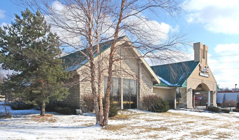 More Photos Of 8693 Bluejacket St, Lenexa Storefront Retail Office For Sale