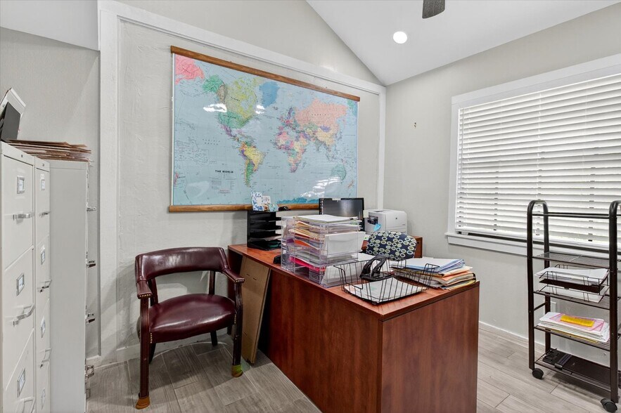 More Photos Of 10225 Ulmerton Rd, Largo Office For Sale