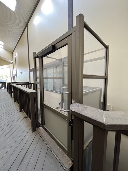 More Photos Of 7255 W 98th Ter, Overland Park Office For Sale