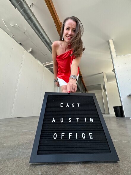 More Photos Of 1101 E 6th St, Austin Loft Creative Space For Lease