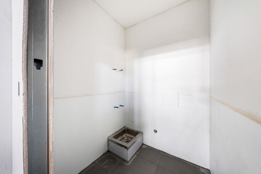 More Photos Of 24782 Interstate 20 W, Lindale General Retail For Lease