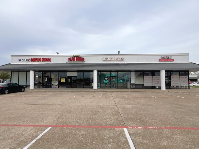 More Photos Of 9110 Jones Rd, Houston Storefront For Lease