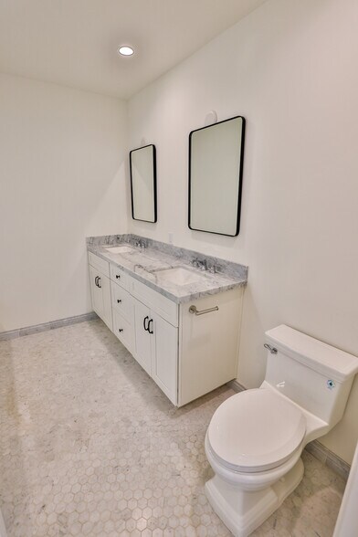 More Photos Of 22227 Pacific Coast Hwy, Malibu Apartments For Sale