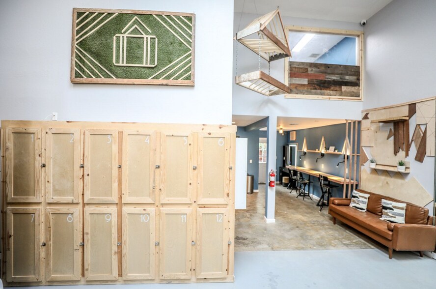 More Photos Of 2424 Lombard St, San Francisco Office Residential For Lease