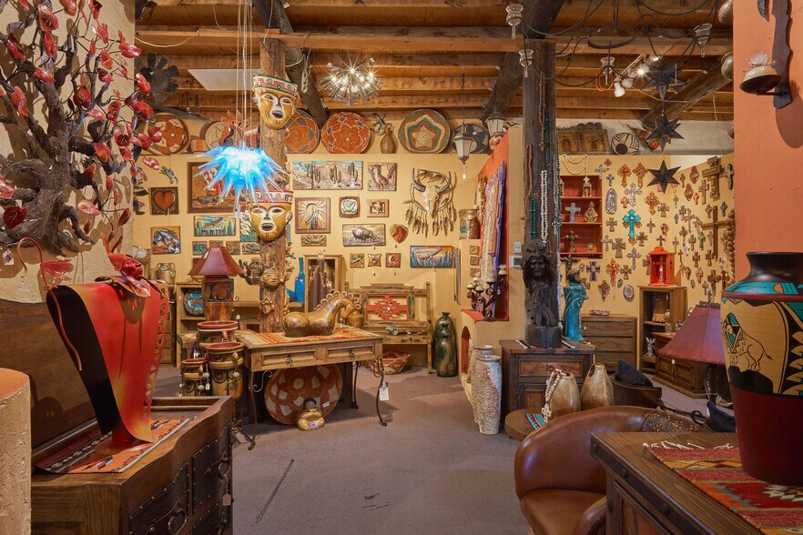 More Photos Of 1670 W Highway 89A, Sedona Storefront Retail Office For Sale