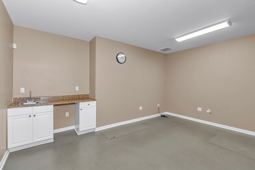 More Photos Of 320 Un Ct, Grovetown Industrial For Sale