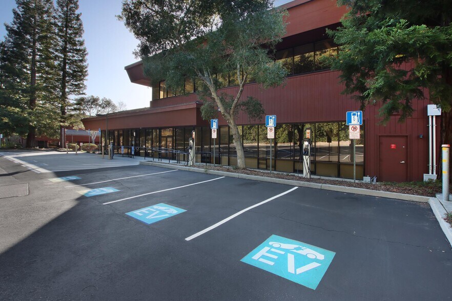 More Photos Of 1700 Green Hills Rd, Scotts Valley Office For Lease