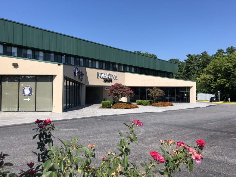 More Photos Of 1700 Reisterstown Rd, Pikesville Office For Lease