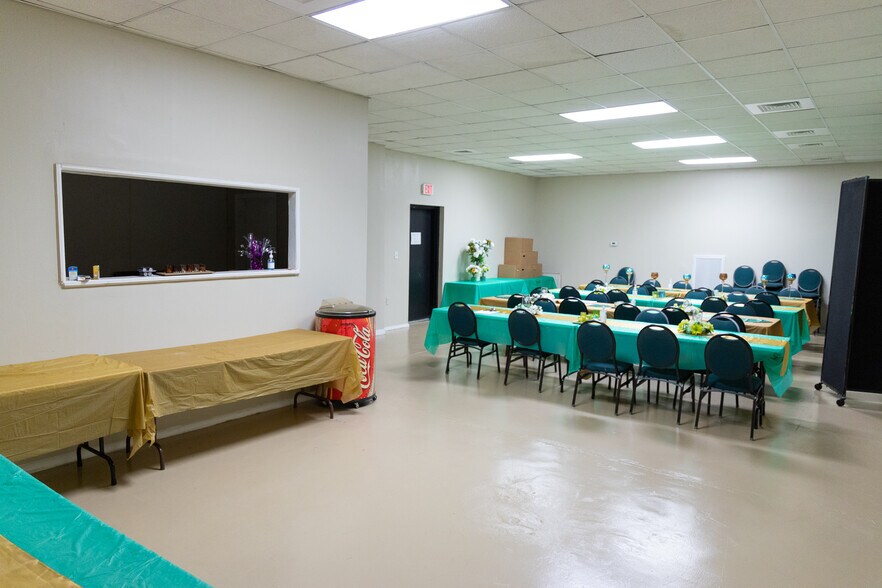 More Photos Of 4409 Hovis Rd, Charlotte Specialty For Sale