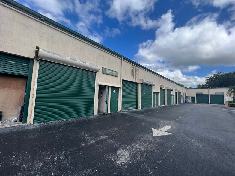 More Photos Of 1791 Blount Rd, Pompano Beach Warehouse For Lease