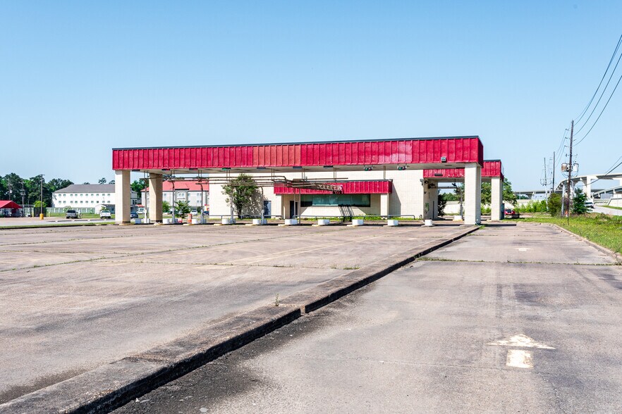 More Photos Of 22475 Community Dr, New Caney Medical For Sale