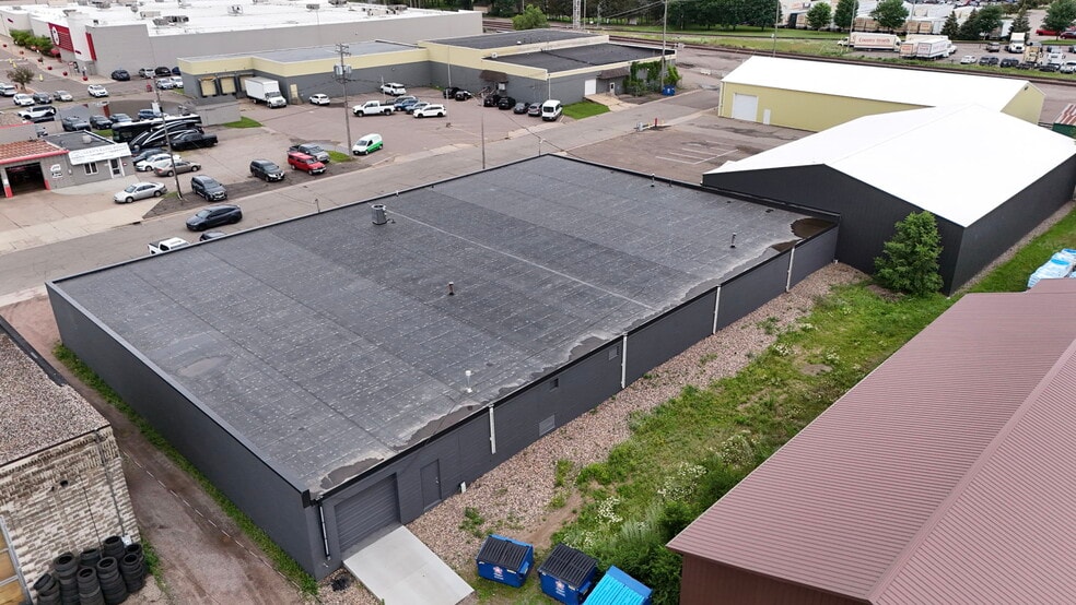 More Photos Of 585 1st St SE, Saint Cloud Warehouse For Sale