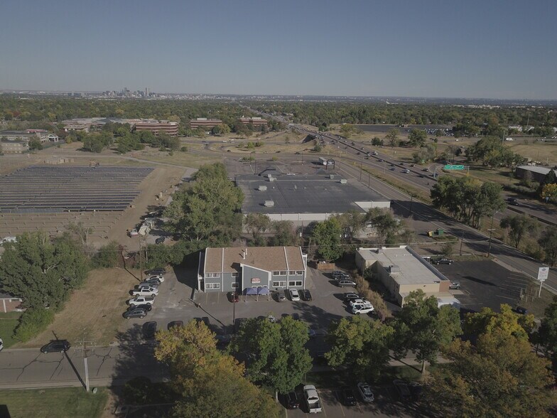More Photos Of 620 Miller Ct, Lakewood Freestanding For Lease