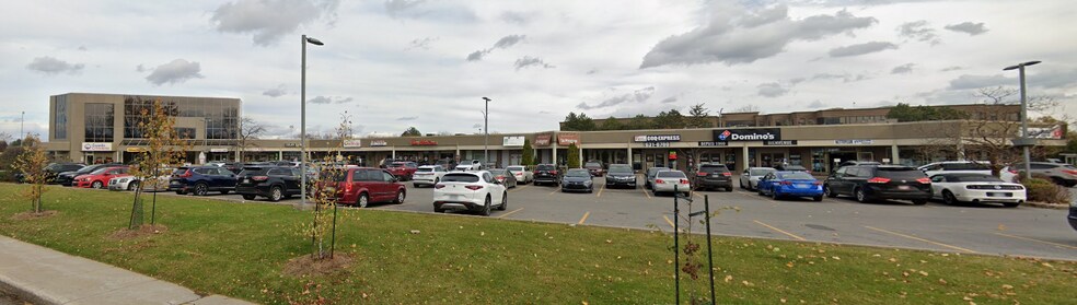 More Photos Of 475 Av Dumont, Dorval Storefront Retail Office For Sale