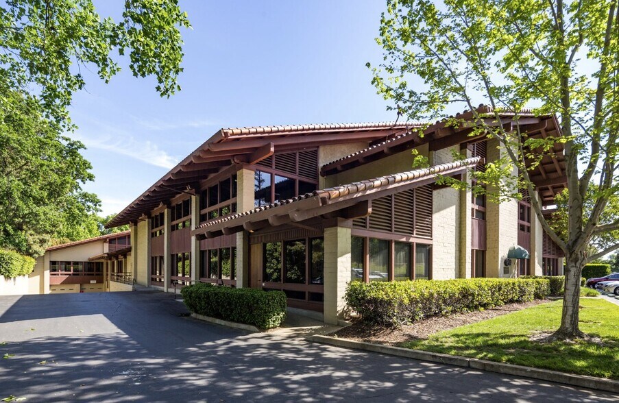 More Photos Of 3636-3640 American River Dr, Sacramento Office For Lease