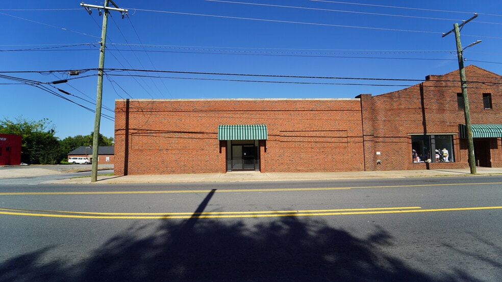 More Photos Of 384 Church St, Concord Flex For Lease