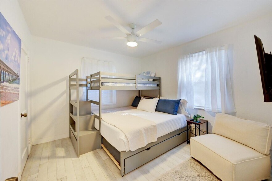 More Photos Of 1944 NE 5th St, Deerfield Beach Apartments For Sale