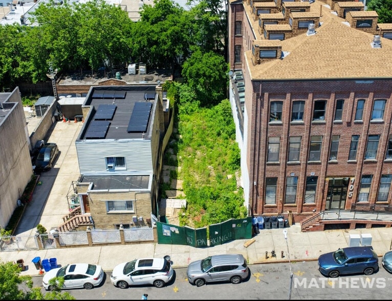 Primary Photo Of 103 Vanderveer St, Brooklyn Land For Sale