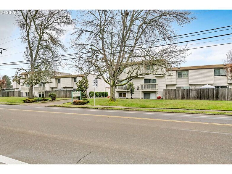 More Photos Of 2125 NW Highland Dr, Corvallis Apartments For Sale