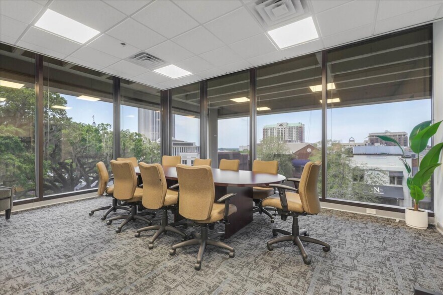 More Photos Of 215 S Monroe St, Tallahassee Office For Lease