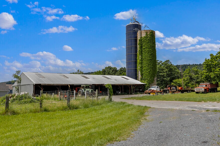 More Photos Of 3648 Dominion Rd, Gerrardstown Land For Sale