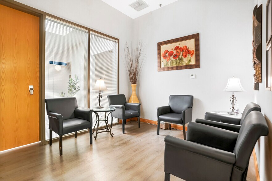 More Photos Of 8381 Southpark Ln, Littleton Medical For Sale