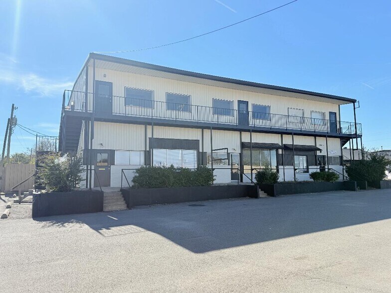 More Photos Of 1315 24th Ave SW, Norman Office For Lease