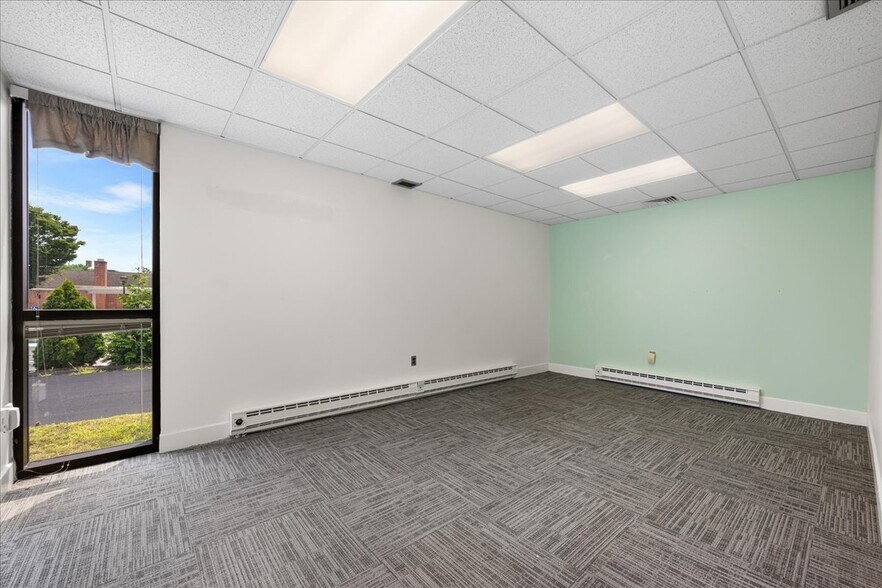 More Photos Of 43 Pennsylvania Ave, Niantic Bank For Lease