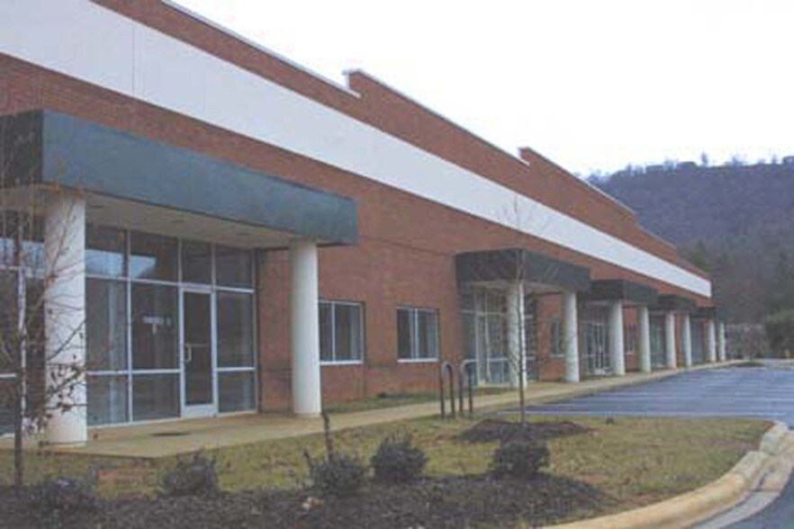 More Photos Of 36-38 Rosscraggon Rd, Asheville Light Distribution For Lease