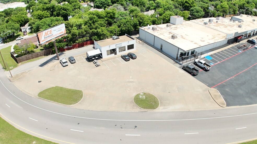 More Photos Of 3701 Southwest Blvd, Fort Worth Restaurant For Lease