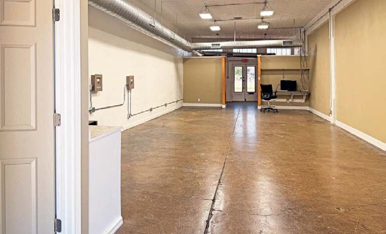 More Photos Of 4500-4512 S Flores St, San Antonio Storefront Retail Office For Lease