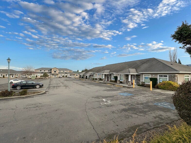 More Photos Of 534 N 5th Ave, Sequim Medical For Sale