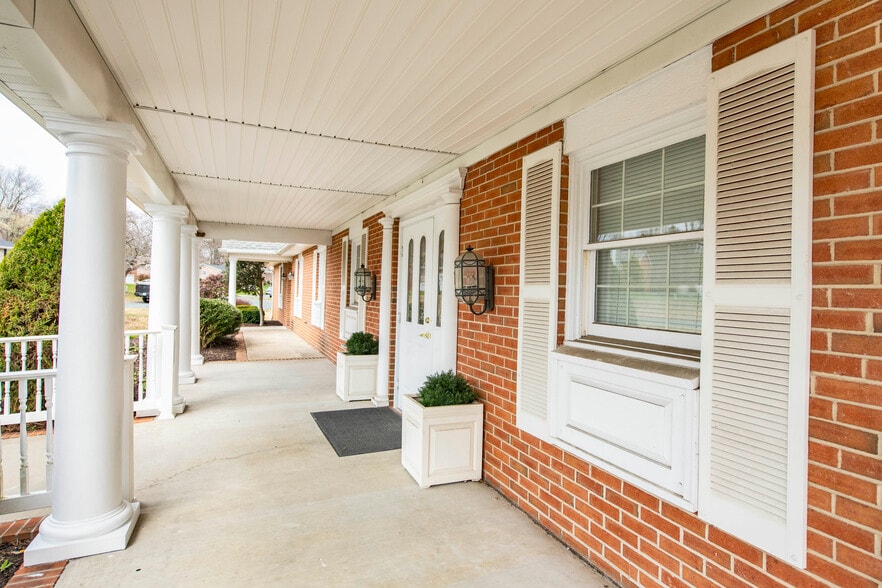 More Photos Of 715 S Shamrock Rd, Bel Air Office Residential For Sale