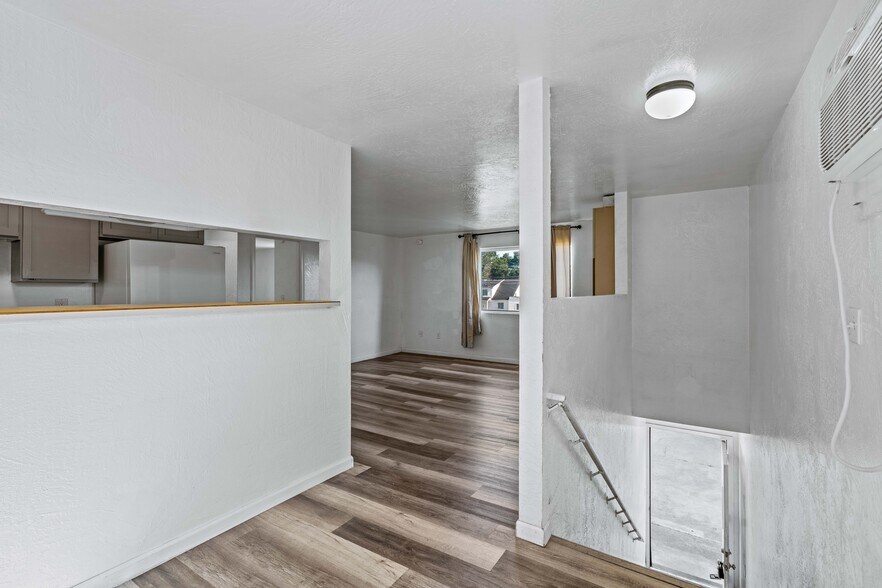 More Photos Of 513 Alice St, Medford Apartments For Sale