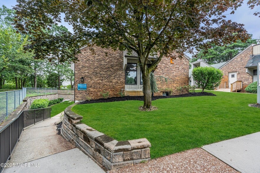 More Photos Of 218-224 Jack Martin Blvd, Brick Medical For Sale