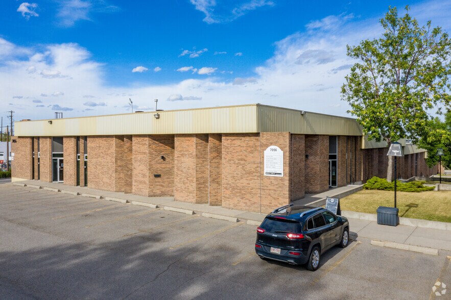 More Photos Of 7056 Farrell Rd SE, Calgary Warehouse For Lease