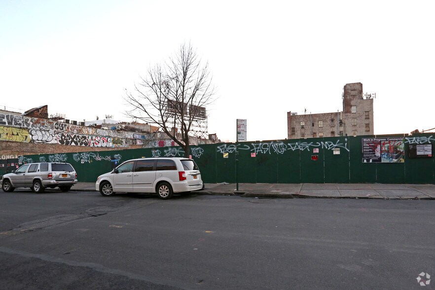 More Photos Of 3-50 St. Nicholas Ave, Ridgewood Apartments For Lease