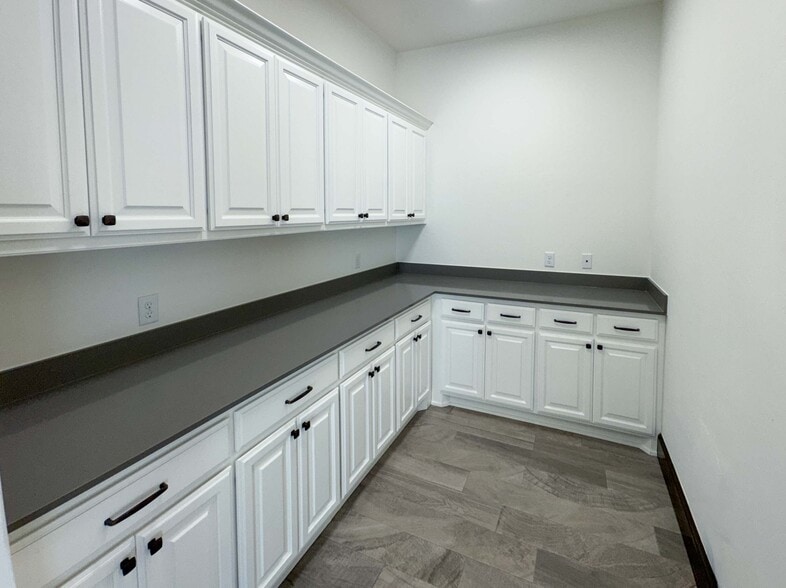 More Photos Of 1201 Magnolia Ct, Moore Office For Lease