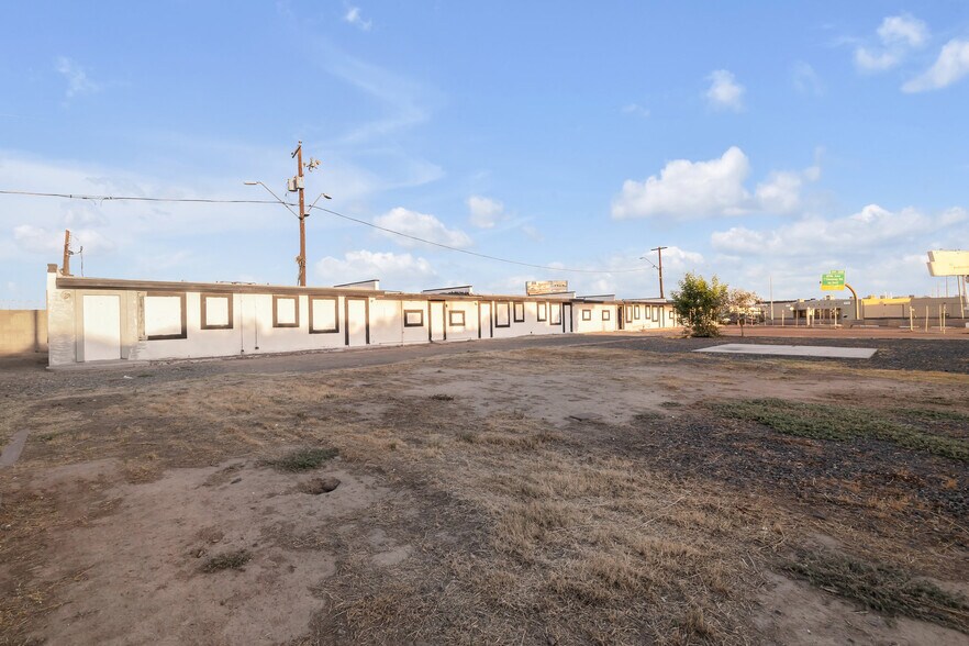 More Photos Of 3060 Grand Ave, Phoenix Apartments For Sale