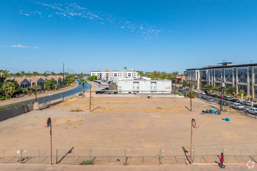 More Photos Of SWC Central & Coolidge St ave, Phoenix Apartments For Lease