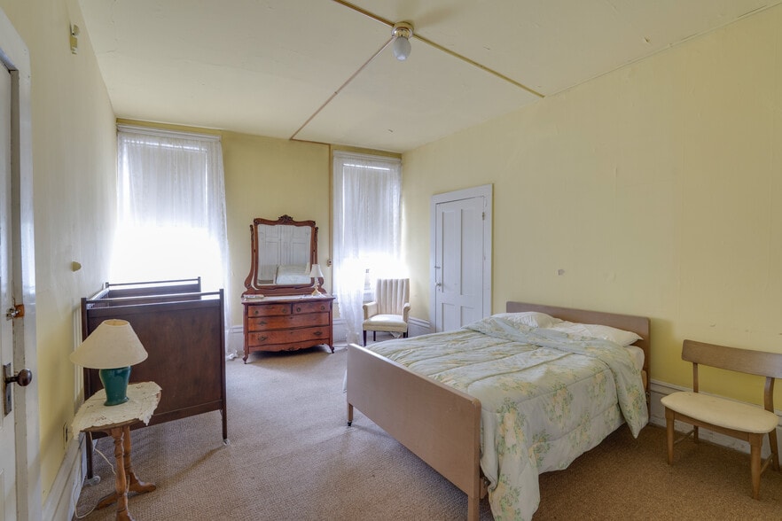 More Photos Of 7304 E Main St, Lima Hotel For Sale