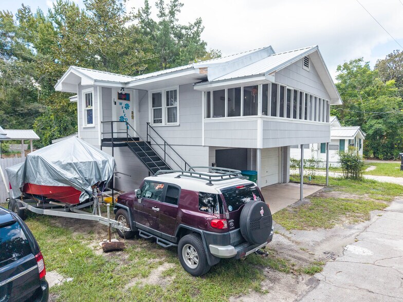 More Photos Of , Lake City Multifamily For Sale