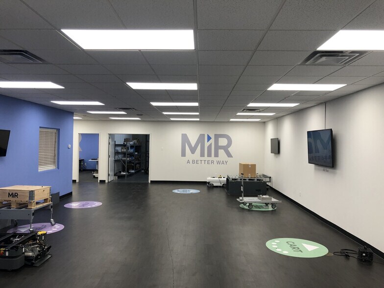 More Photos Of 90 Colin Dr, Holbrook Research And Development For Lease