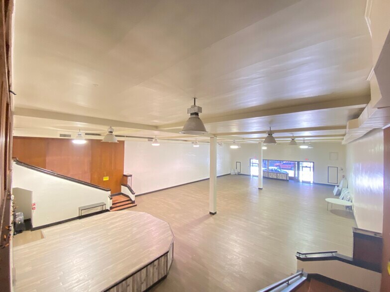 More Photos Of 117 S Main St, Red Springs Storefront For Sale