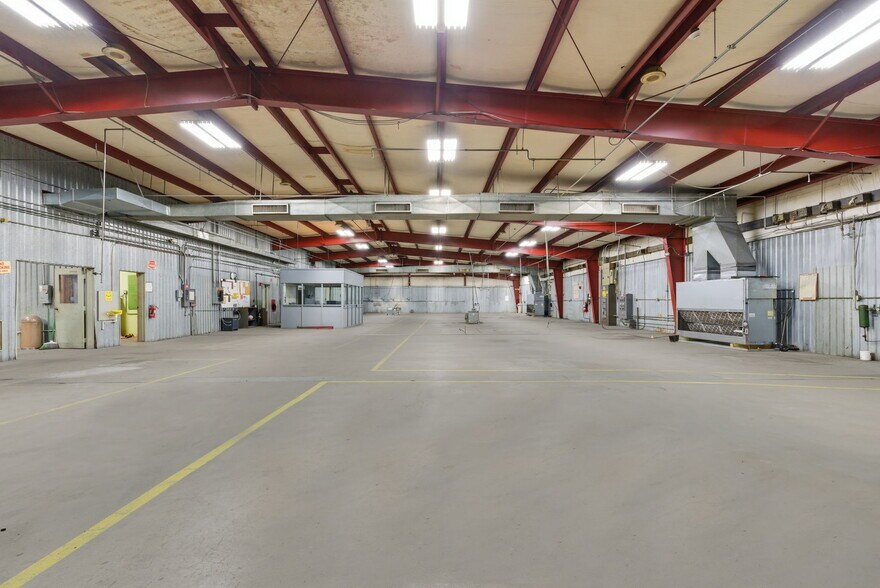 More Photos Of 13026 Rosecrest Dr, Houston Warehouse For Lease