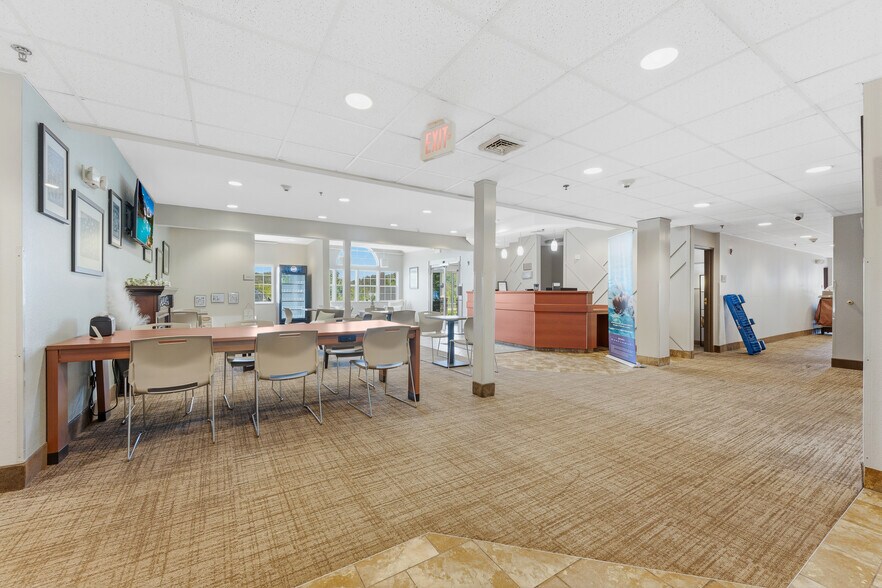 More Photos Of 15 Lawless Rd, Morgantown Hotel For Sale