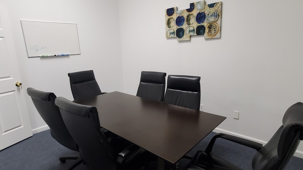 More Photos Of 10683 Ravenna Rd, Twinsburg Unknown For Lease